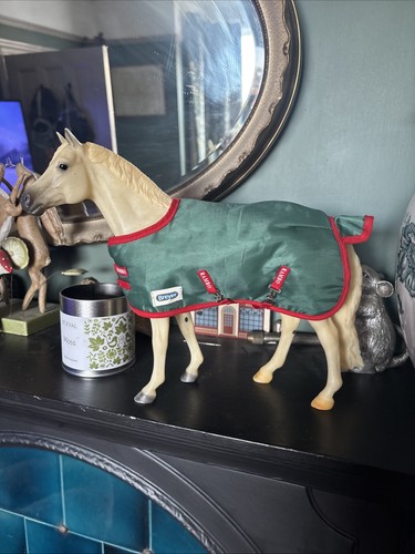 Breyer horse snowman show hall - breyer,