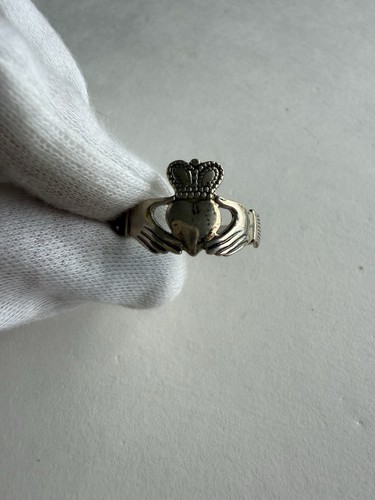 Irish sterling silver claddagh - silver,