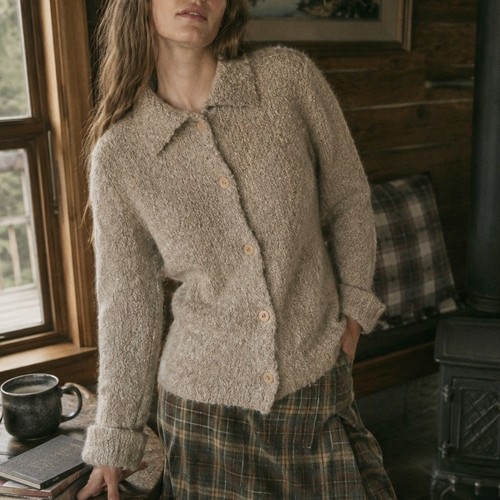 Laura ashley 90s merino wool - laura,
