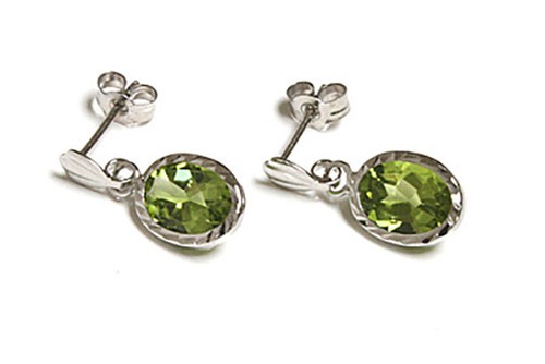 9ct white gold - 9ct, peridot