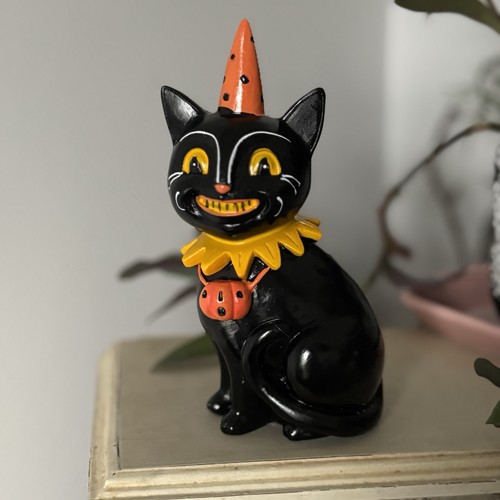 Retro halloween black - halloween,