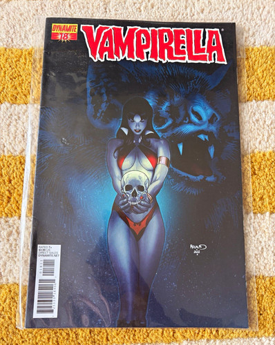 Vampirella dynamite - –,