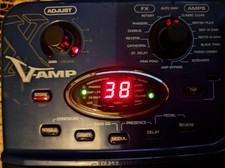 Behringer x v Amp LX1-X Multi-Effects Processor Pedal No mains adaptor included.