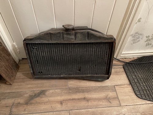 Morris minor 1000 radiator - ,