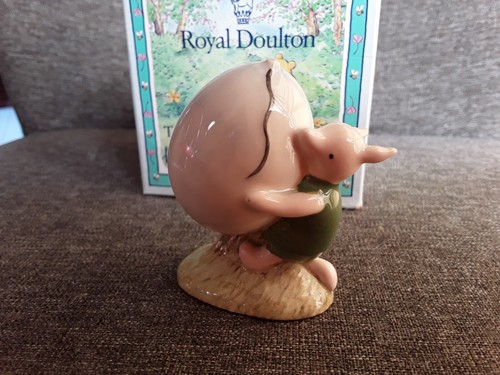 Doulton unique wnnie - ,