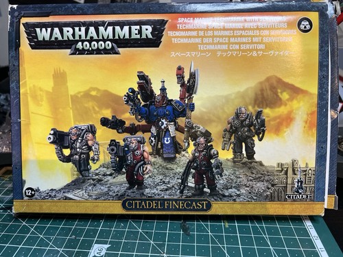 Space marine techmarine with - techmarine,