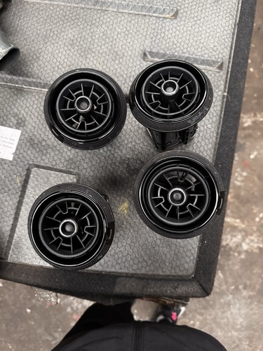 Audi air vents trimmed - vents,