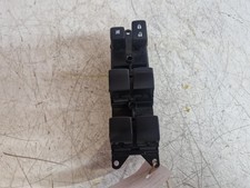 MITSUBISHI OUTLANDER MK3 2014