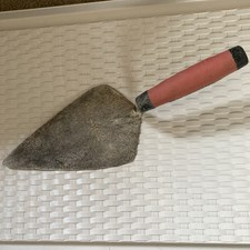 MARSHALLTOWN BUILDERS BRICK TROWEL  19-11 U S A 