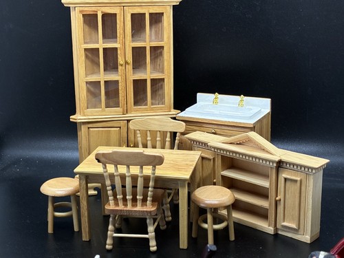 Dolls house scale pine - 1/12,
