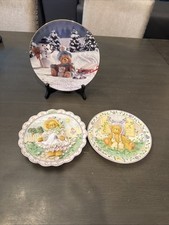 Cherished Teddies Plates Set