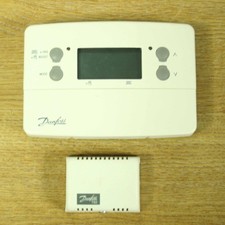 Danfoss TP9000 087N789229 Programmable Room Thermostat Hot Water Timer NEW OTHER
