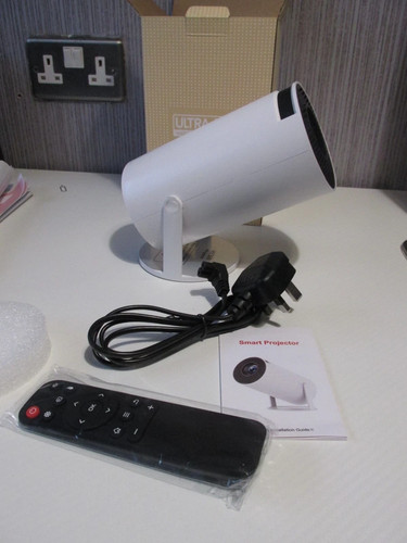 Hy300 smart projector - projector, ultra