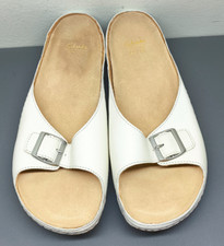 Clarks Active Air white