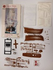 AIRFIX 07251 ENDEAVOUR BARK 1768 (DAMAGED SAILS)