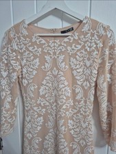 Elegant, Stylish and Fitted