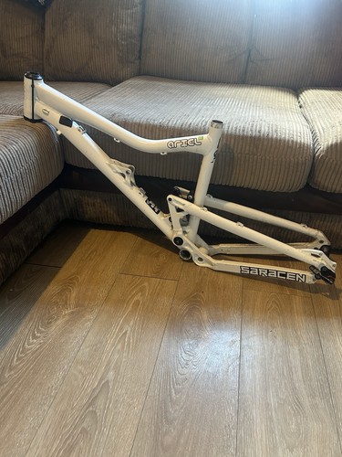 Saracen ariel full - saracen,