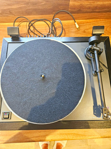 Linn axis turntable black with - axis,
