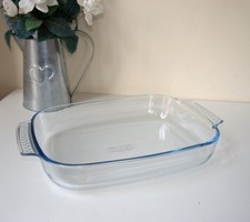 Vintage Pyrex Rectangular Dish