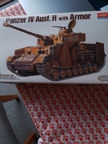 Academy scale ww11 - academy,