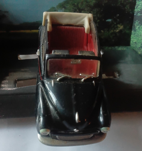 Corgi morris minor convertable - morris,