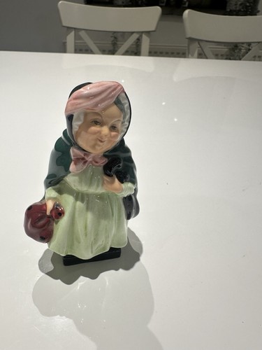 Royal doulton featuring sairey - royal,