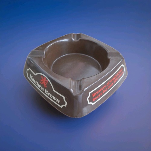 Vintage matthew brown plastic - matthew,