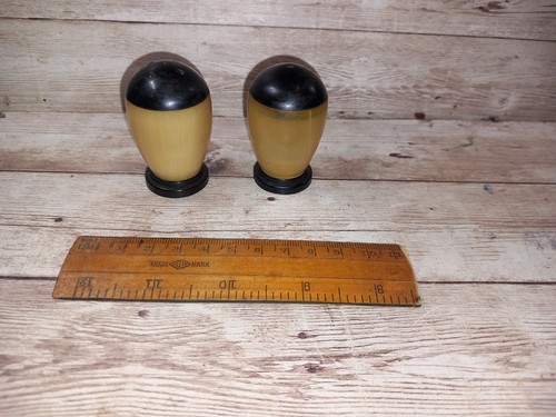 Vintage hand carved horn salt - hand,