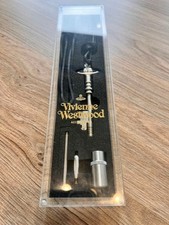 Vivienne Westwood key oil