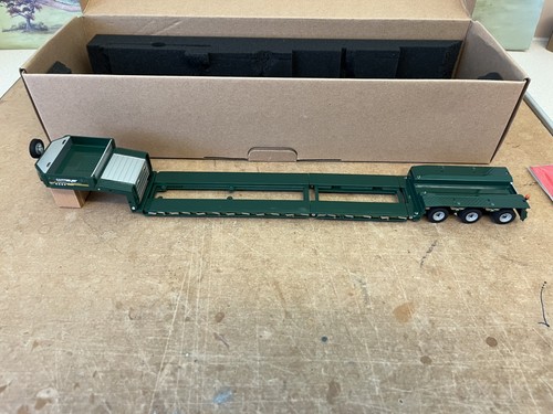 Heavy haulage tri - axle, trailer