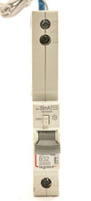 LEGRAND 32AMP 32A RCBO 606420 6064 20 B32 DX3 30mA 10kA 230v AC TYPE VAT INC