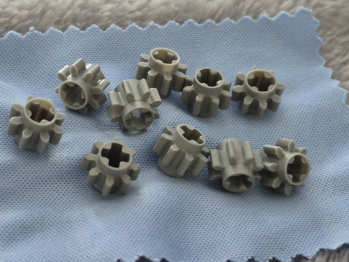 Lego technic part - 10,