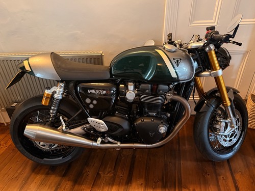 Triumph thruxton full - -,