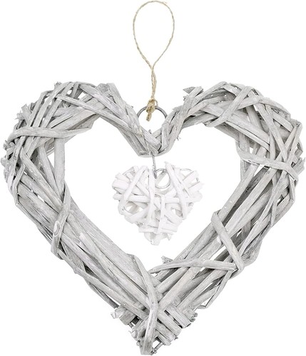 Rattan hearts wall - hearts,