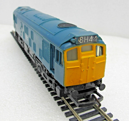 Hornby gauge r068 class 25 - oo,