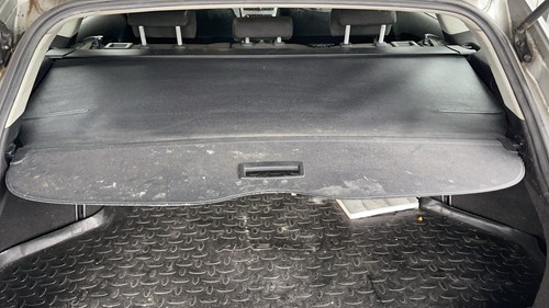 2012 toyota avensis parcel - toyota,