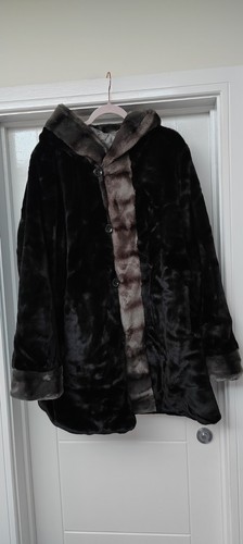 Dennis basso reversible faux - basso,