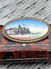  Vintage Enamel Brooch 