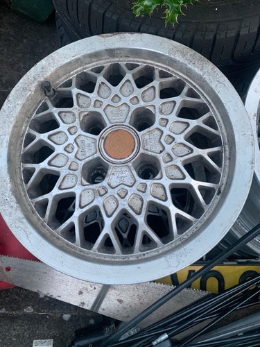 Ford accessory alloy wheels - ford,