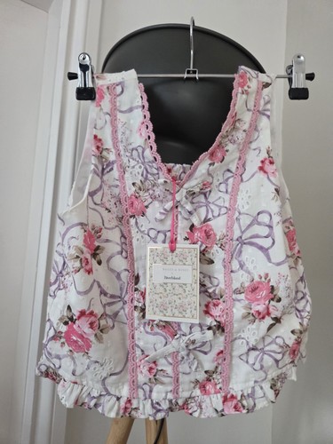 River island cabbages - river, roses