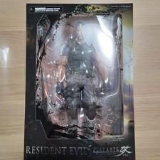 Play Arts Kai Resident Evil 5