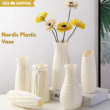 Nordic Plastic Vase Small