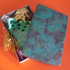 6 Vintage Retro 70-80s Xmas Ceiling Room Concertina Foil Garland Gold Silver Box