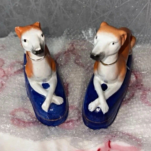 Pair hand painted - hand, ceramic