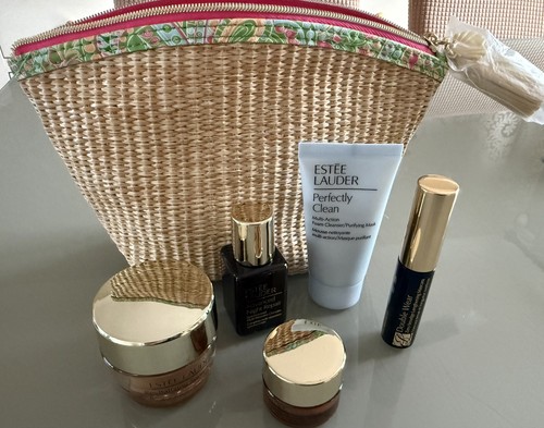 Estee lauder piece - estee,