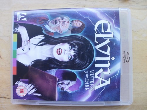 Elvra dark 2018 arrow video - 2018,