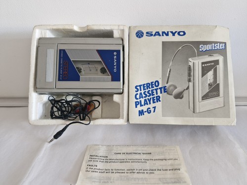 Sanyo portable cassette - portable,
