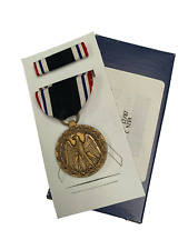 GENUINE Full Size American United States U.S. PRISONER OF WAR medal in Issue Box