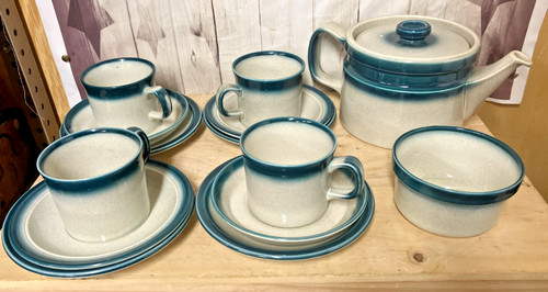 Wedgwood blue pacific tea set - blue,