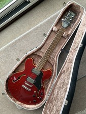 Samick Artist Series ES-335 semi-acoustic. 1990's. Excellent condition. Hiscox.